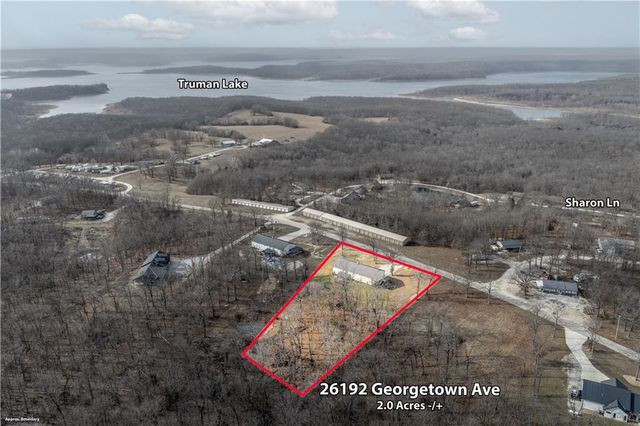 26192 Georgetown Avenue, Warsaw, MO 65355