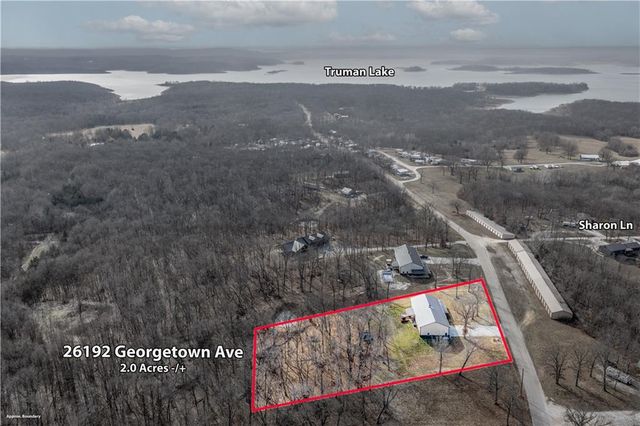 26192 Georgetown Avenue, Warsaw, MO 65355