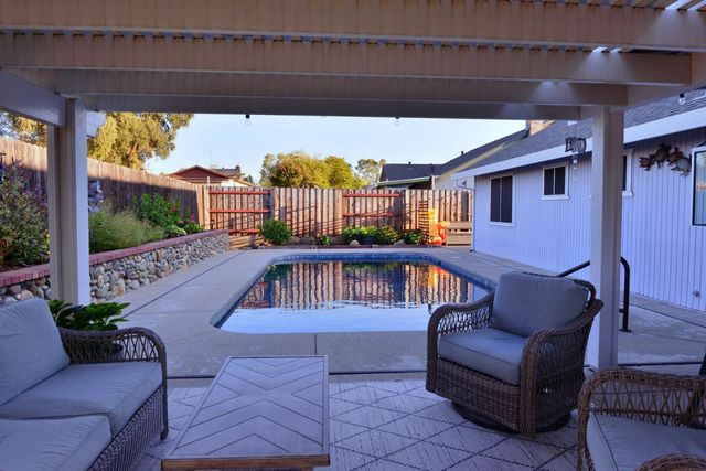 977 Sparta Way, Lincoln, CA 95648