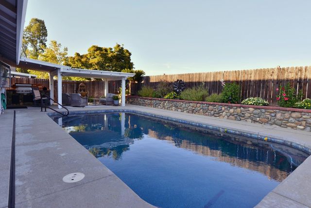 977 Sparta Way, Lincoln, CA 95648