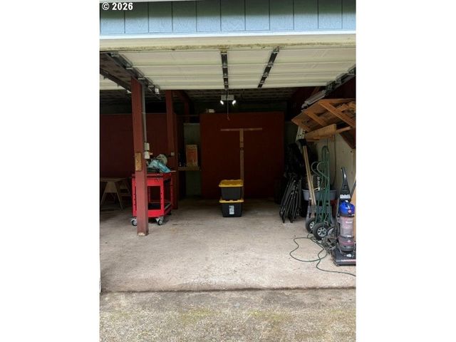 3050 Sw COAST Ave, Lincoln City, OR 97367