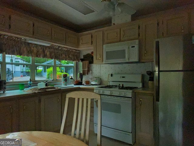 79 Maple Wood Lane, Cleveland, GA 30528