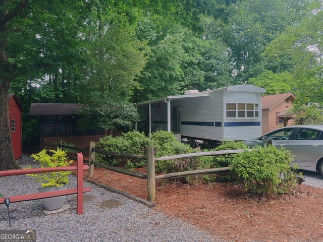 79 Maple Wood Lane, Cleveland, GA 30528