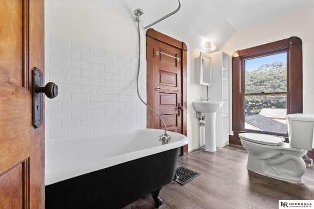 832 Garfield Street, Lincoln, NE 68502