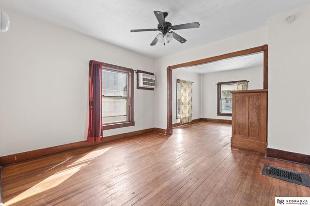 832 Garfield Street, Lincoln, NE 68502