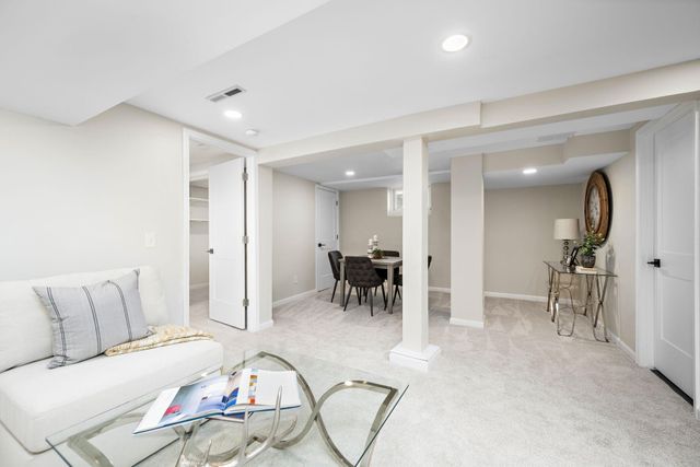 4453 44th Avenue S, Minneapolis, MN 55406