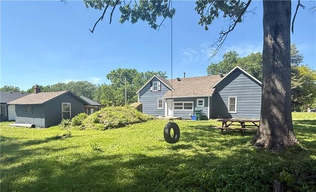 403 E Chestnut Street, Archie, MO 64725