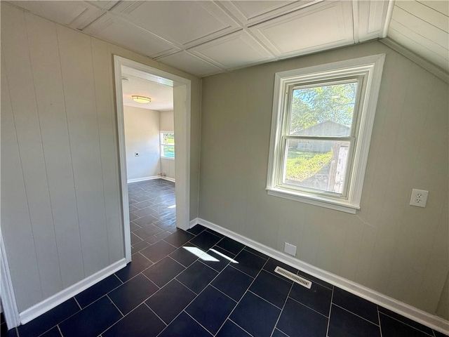 403 E Chestnut Street, Archie, MO 64725