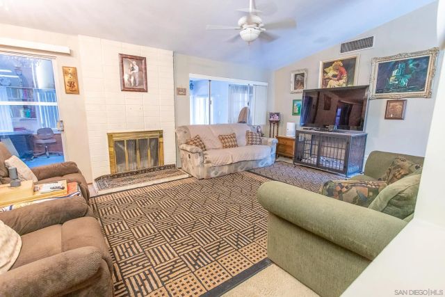 8419 Hudson Dr., San Diego, CA 92119