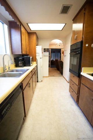 8419 Hudson Dr., San Diego, CA 92119