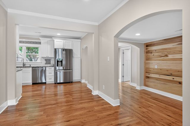 303 Westwood Dr, Mcminnville, TN 37110