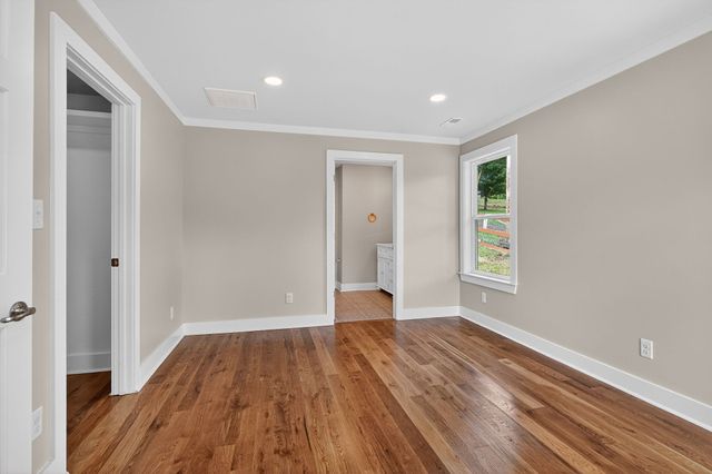 303 Westwood Dr, Mcminnville, TN 37110