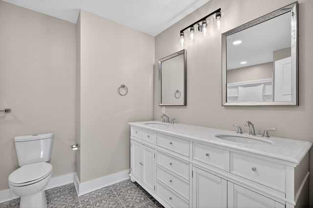 303 Westwood Dr, Mcminnville, TN 37110