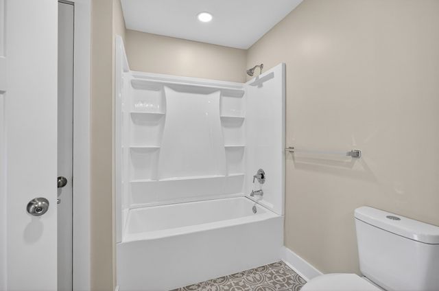 303 Westwood Dr, Mcminnville, TN 37110