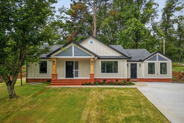 303 Westwood Dr, Mcminnville, TN 37110