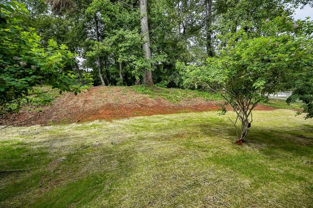 303 Westwood Dr, Mcminnville, TN 37110
