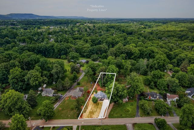 303 Westwood Dr, Mcminnville, TN 37110