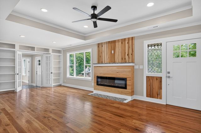 303 Westwood Dr, Mcminnville, TN 37110