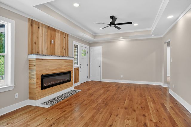 303 Westwood Dr, Mcminnville, TN 37110