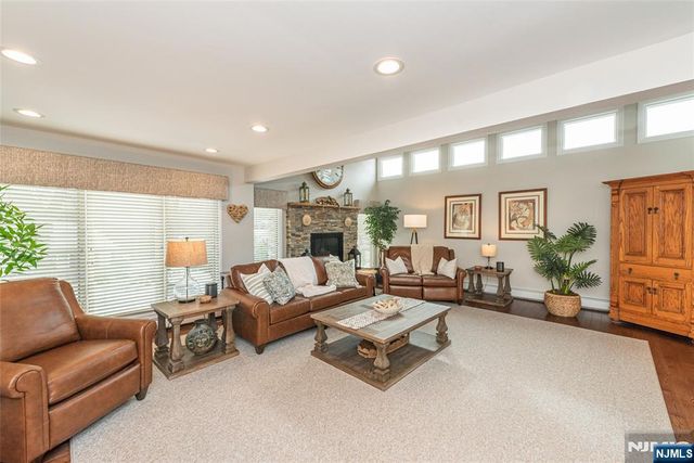 3 Harding Avenue, North Caldwell, NJ 07006