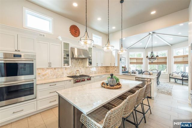 3 Harding Avenue, North Caldwell, NJ 07006