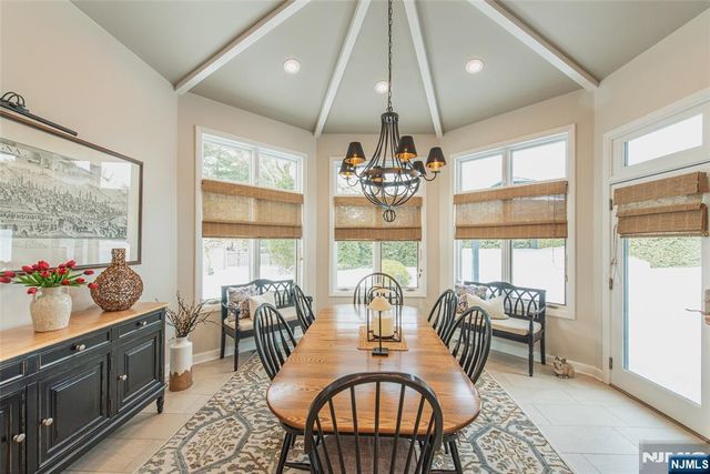 3 Harding Avenue, North Caldwell, NJ 07006