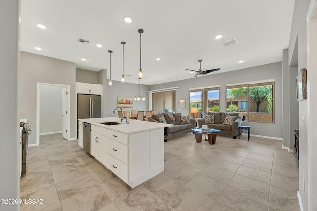 39589 S Summerwood Drive, Saddlebrooke, AZ 85739