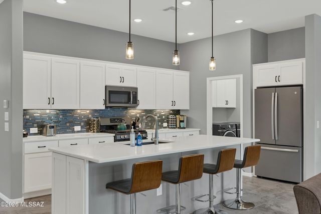 39589 S Summerwood Drive, Saddlebrooke, AZ 85739