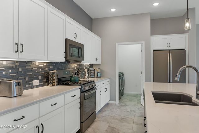 39589 S Summerwood Drive, Saddlebrooke, AZ 85739