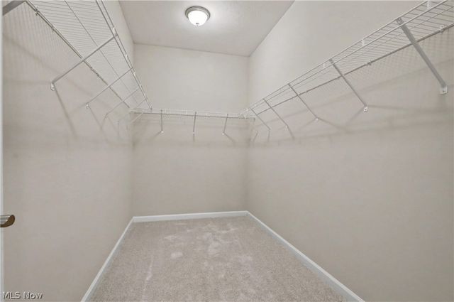 9264 Sharrott Road 1002, Poland, OH 44514