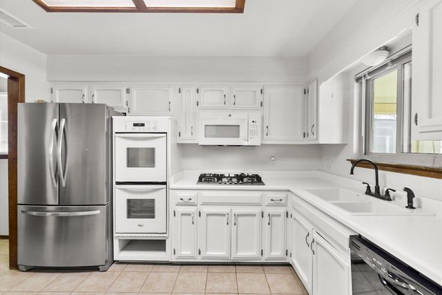 8220 Colfax Avenue NE, Albuquerque, NM 87109