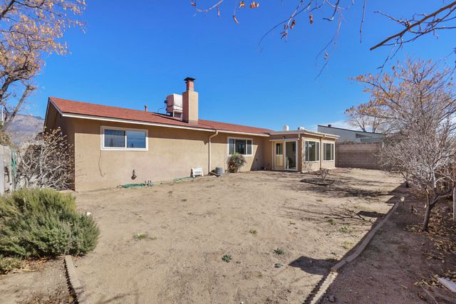 8220 Colfax Avenue NE, Albuquerque, NM 87109