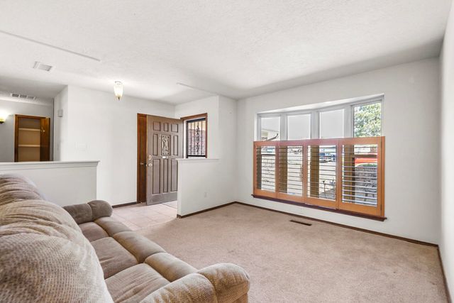 8220 Colfax Avenue NE, Albuquerque, NM 87109