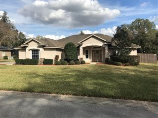 10261 SE 42ND TERRACE, Belleview, FL 34420