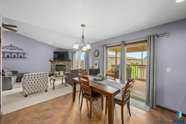 203 Ivy Rd, Tea, SD 57064
