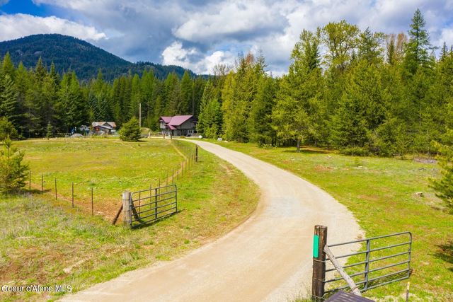 181 Calypso Ln, Sandpoint, ID 83864