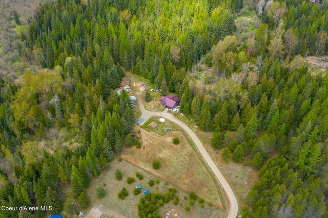 181 Calypso Ln, Sandpoint, ID 83864