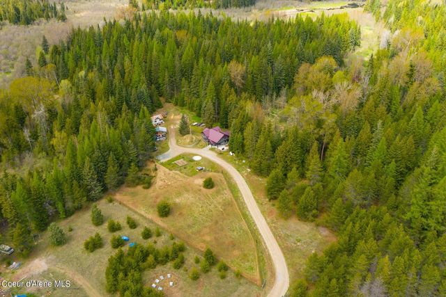 181 Calypso Ln, Sandpoint, ID 83864