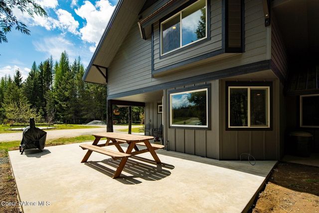 181 Calypso Ln, Sandpoint, ID 83864