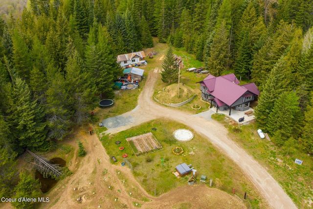 181 Calypso Ln, Sandpoint, ID 83864