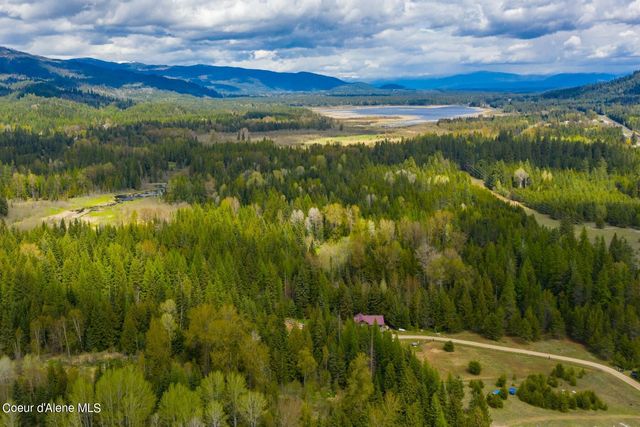 181 Calypso Ln, Sandpoint, ID 83864