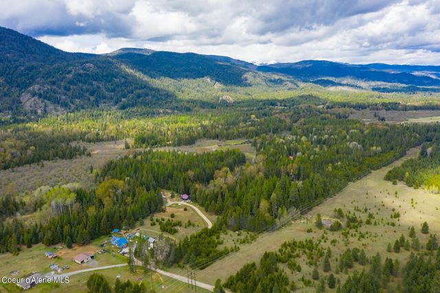 181 Calypso Ln, Sandpoint, ID 83864