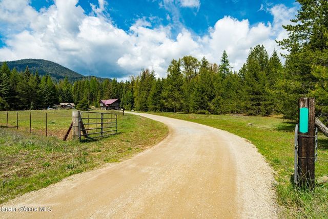 181 Calypso Ln, Sandpoint, ID 83864