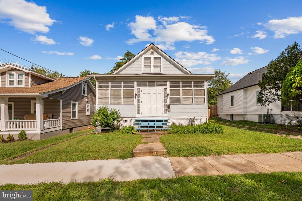 4009 35TH ST, Mount Rainier, MD 20712