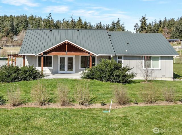 177 S Sunrise Boulevard, Camano Island, WA 98282