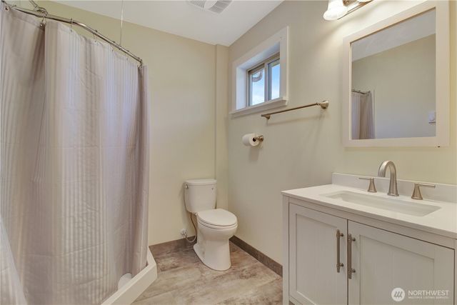 177 S Sunrise Boulevard, Camano Island, WA 98282