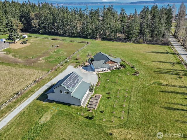 177 S Sunrise Boulevard, Camano Island, WA 98282