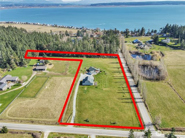 177 S Sunrise Boulevard, Camano Island, WA 98282