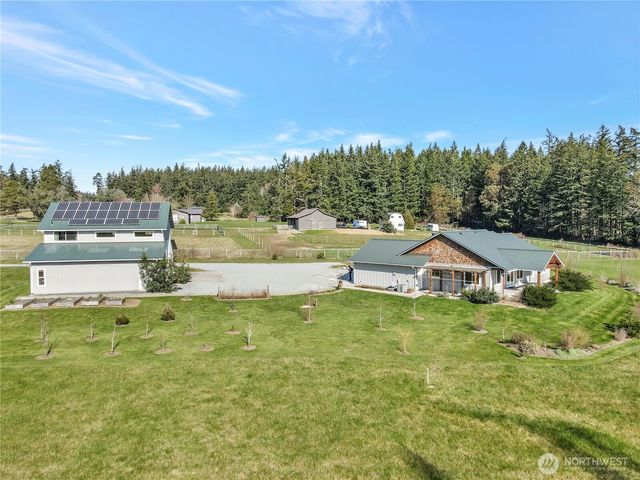 177 S Sunrise Boulevard, Camano Island, WA 98282