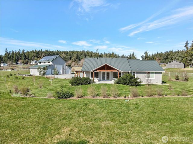 177 S Sunrise Boulevard, Camano Island, WA 98282